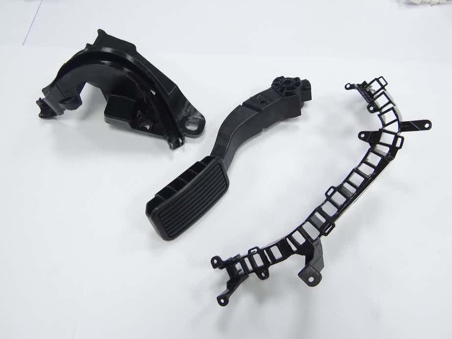 High injection molded parts image 2
